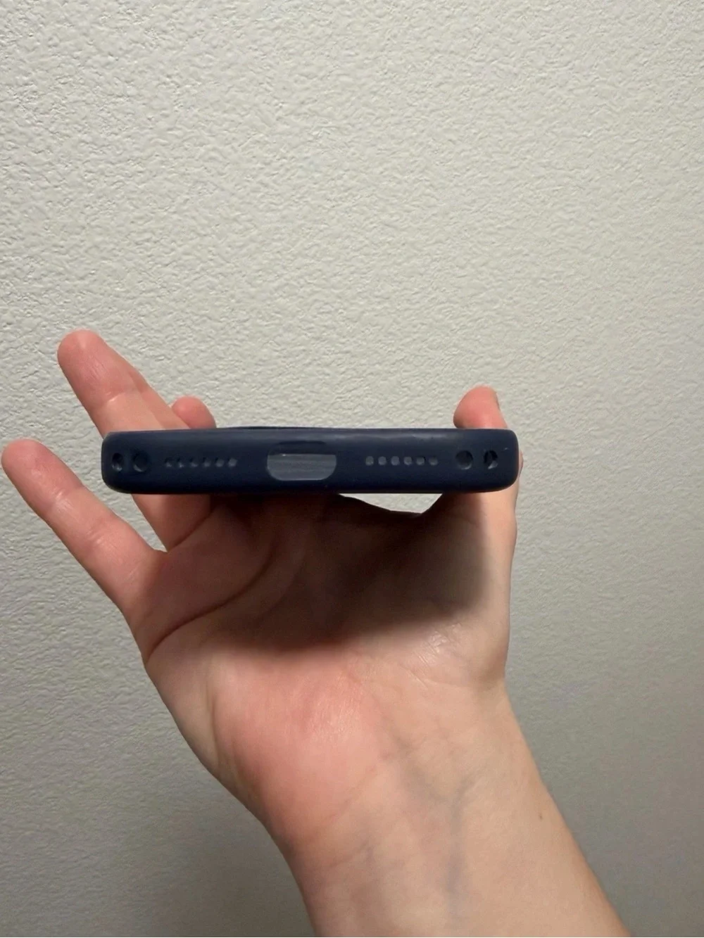 Apple iPhone 17 Pro Max Silicone Case with MagSafe - Midnight